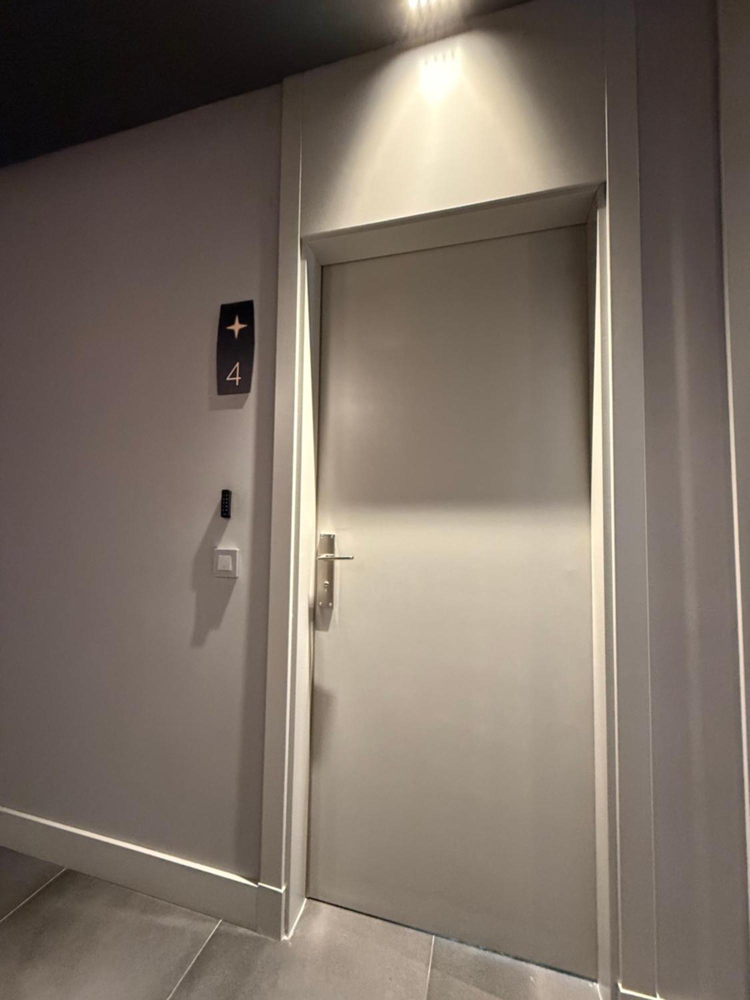 Tetuan Places Madrid Exterior foto